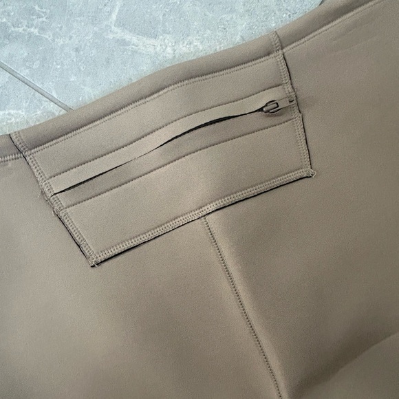 NWT SKIMS Sport Swim Scuba Mid Thigh Short in Desert - Picture 8 of 10